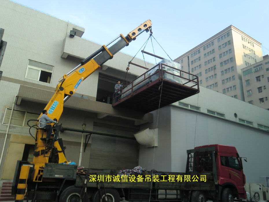 深圳宝安吊车出租 诚信吊装装卸与仓储服务的一站式解决方案